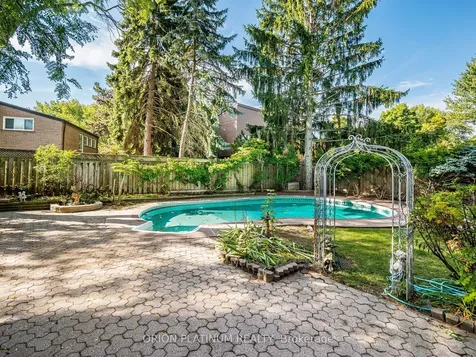 3636 Pitch Pine Crescent Mississauga ON L5L 1P8
