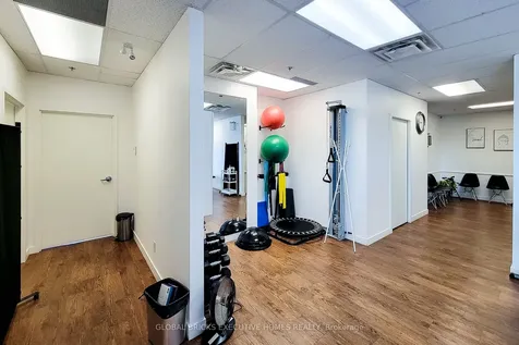 3075 Hospital Gate Oakville ON L6M 1M1