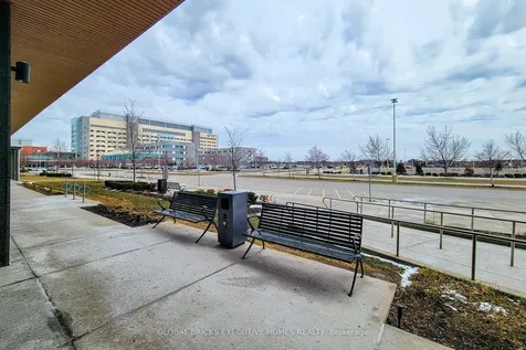 3075 Hospital Gate Oakville ON L6M 1M1
