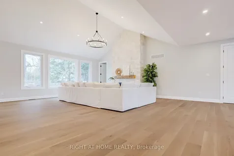 9 Maple Grove Road Caledon ON L7K 0Z2