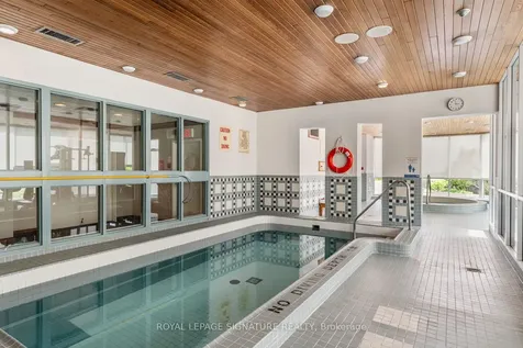 880 Dundas Street W Mississauga ON L5C 4H3