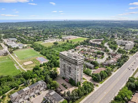 880 Dundas Street W Mississauga ON L5C 4H3