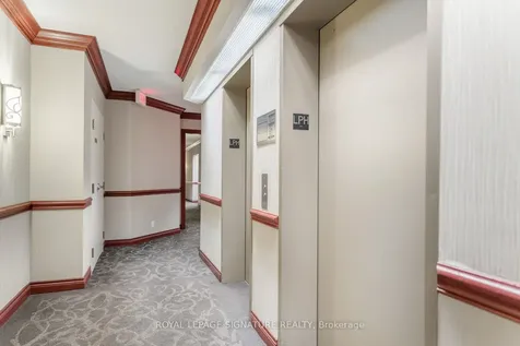 880 Dundas Street W Mississauga ON L5C 4H3
