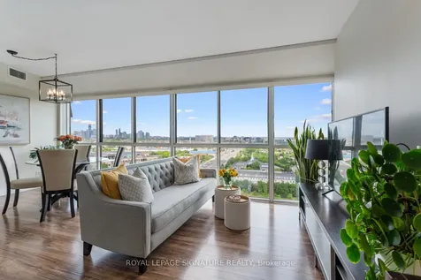 880 Dundas Street W Mississauga ON L5C 4H3