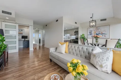 880 Dundas Street W Mississauga ON L5C 4H3