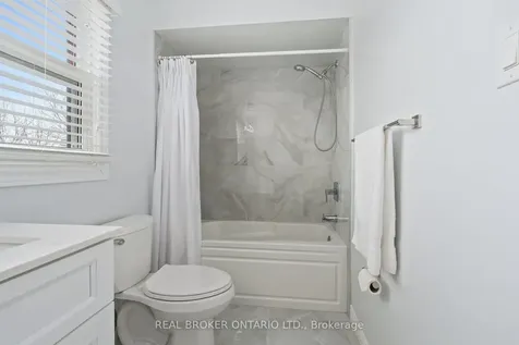 15 Smith Drive Halton Hills ON L7G 5K7