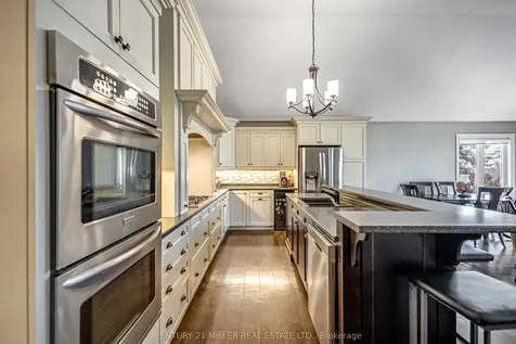 1898 Waterdown Road Burlington ON L7P 0T2
