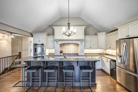 1898 Waterdown Road Burlington ON L7P 0T2