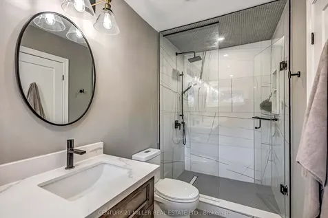 1898 Waterdown Road Burlington ON L7P 0T2