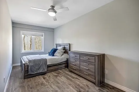 1898 Waterdown Road Burlington ON L7P 0T2