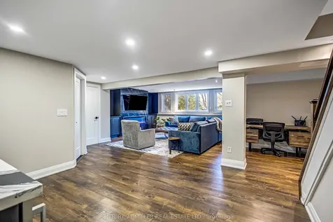 1898 Waterdown Road Burlington ON L7P 0T2