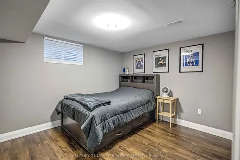 1898 Waterdown Road Burlington ON L7P 0T2
