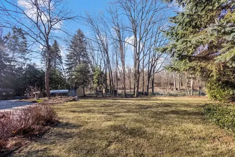 1898 Waterdown Road Burlington ON L7P 0T2