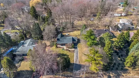 1898 Waterdown Road Burlington ON L7P 0T2