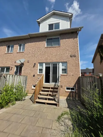 98 Spadina Road Brampton ON L6X 4X6