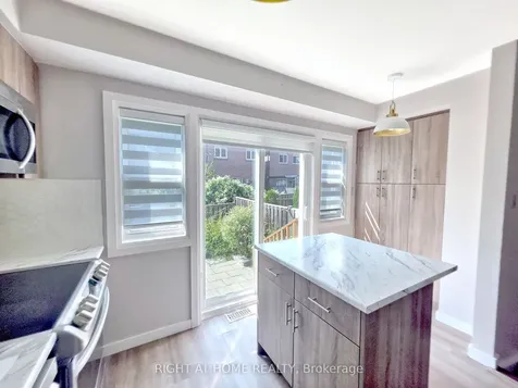 98 Spadina Road Brampton ON L6X 4X6
