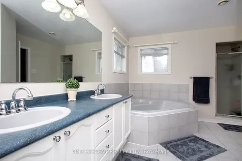 5 Watson Road Halton Hills ON L7G 5N8