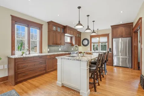 2 Maple Street Caledon ON L7C 1K5