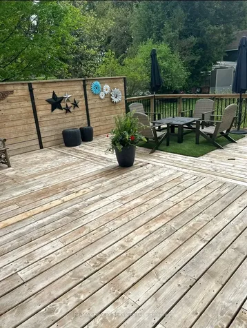 2 Maple Street Caledon ON L7C 1K5