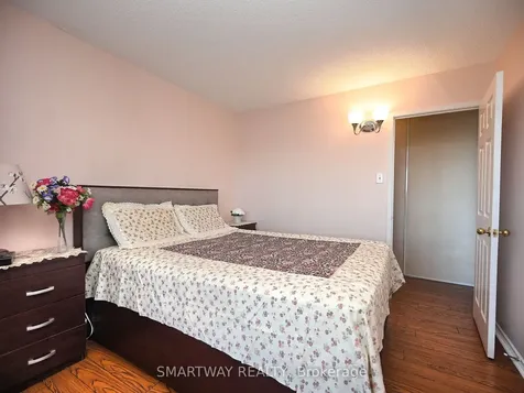 320 Mill Street S Brampton ON L6Y 3V2