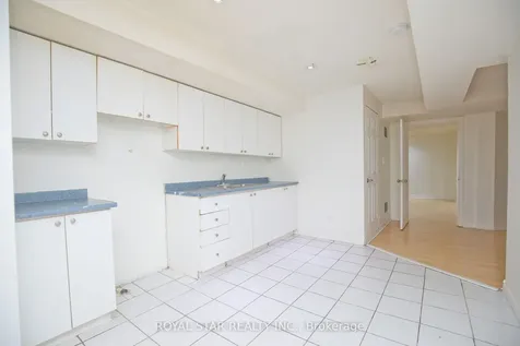 51 Cape Dorset Crescent Brampton ON L6R 3K9