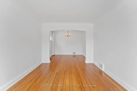 191 Alderbrae Avenue Toronto ON M8W 4K4