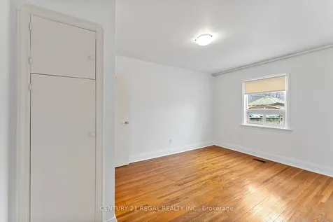 191 Alderbrae Avenue Toronto ON M8W 4K4