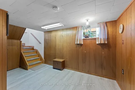 191 Alderbrae Avenue Toronto ON M8W 4K4