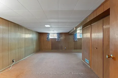 191 Alderbrae Avenue Toronto ON M8W 4K4