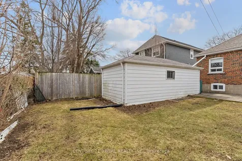 191 Alderbrae Avenue Toronto ON M8W 4K4