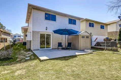 2405 Malcom Crescent Burlington ON L7P 3Y5