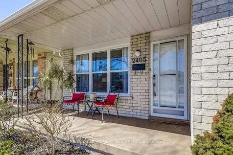 2405 Malcom Crescent Burlington ON L7P 3Y5