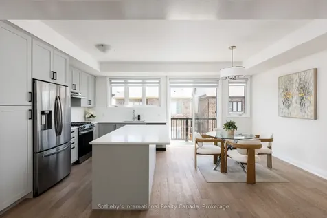 1492 Yellow Rose Circle Oakville ON L6M 4G3