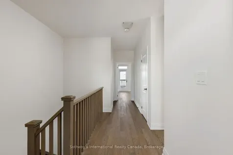 1492 Yellow Rose Circle Oakville ON L6M 4G3