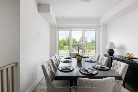 1492 Yellow Rose Circle Oakville ON L6M 4G3