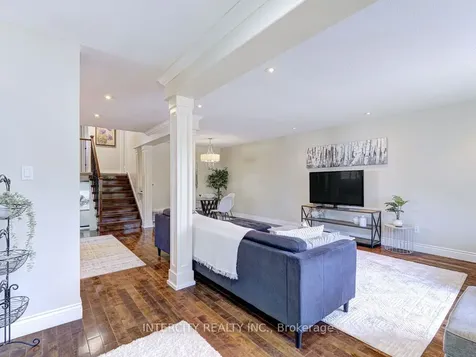 841 Coulson Avenue Milton ON L9T 4K3