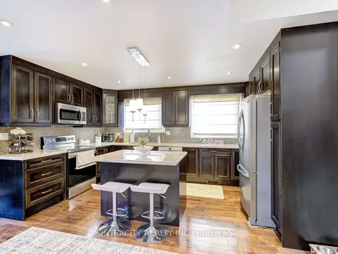 841 Coulson Avenue Milton ON L9T 4K3