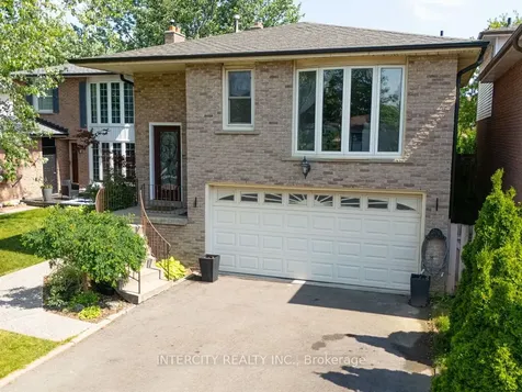 841 Coulson Avenue Milton ON L9T 4K3