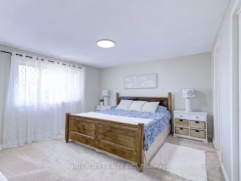 841 Coulson Avenue Milton ON L9T 4K3
