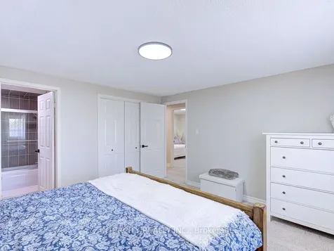 841 Coulson Avenue Milton ON L9T 4K3
