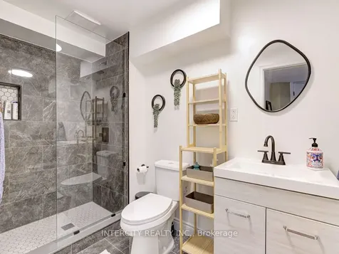 841 Coulson Avenue Milton ON L9T 4K3