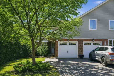 2202 Margot Street Oakville ON L6H 3M1