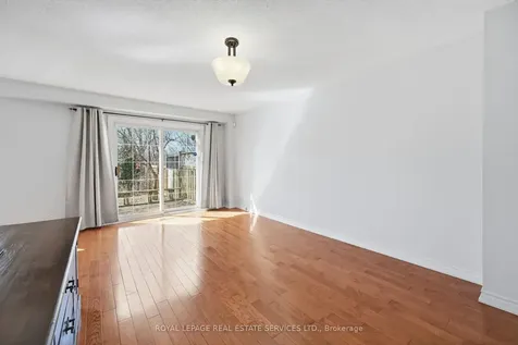 2202 Margot Street Oakville ON L6H 3M1