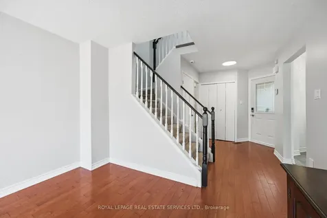 2202 Margot Street Oakville ON L6H 3M1