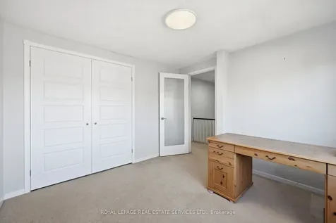 2202 Margot Street Oakville ON L6H 3M1