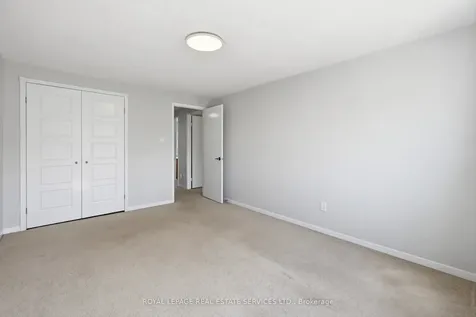 2202 Margot Street Oakville ON L6H 3M1