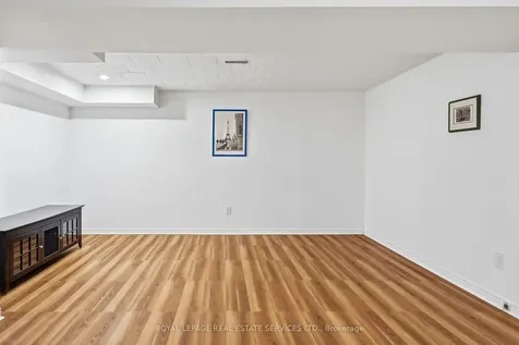 2202 Margot Street Oakville ON L6H 3M1