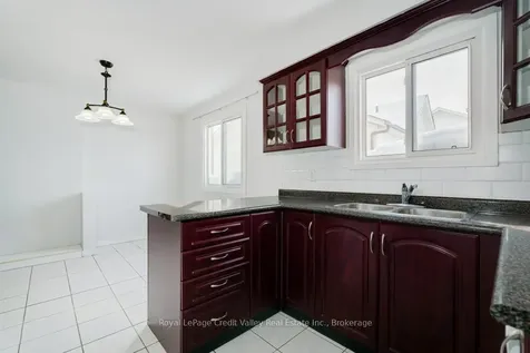 376 Hansen Road N Brampton ON L6V 3P7