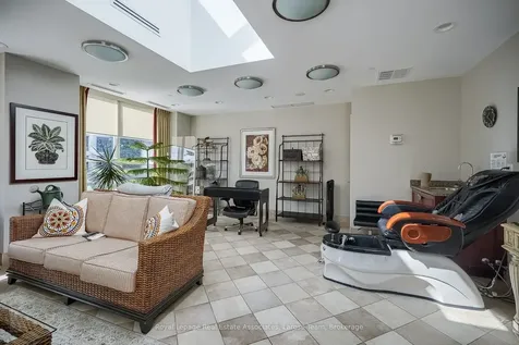 3 Marine Parade Drive Toronto ON M8V 3Z5