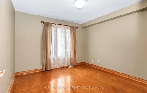 85 Harlow Crescent Toronto ON M9V 2Y8